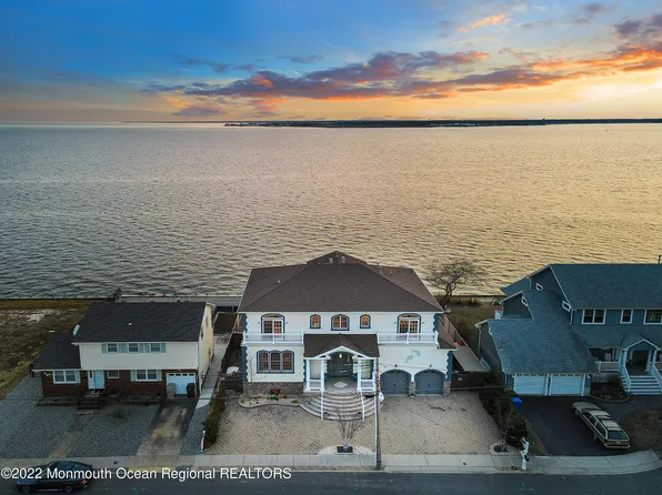 225 Sunset Drive S, Seaside Heights, NJ 08751