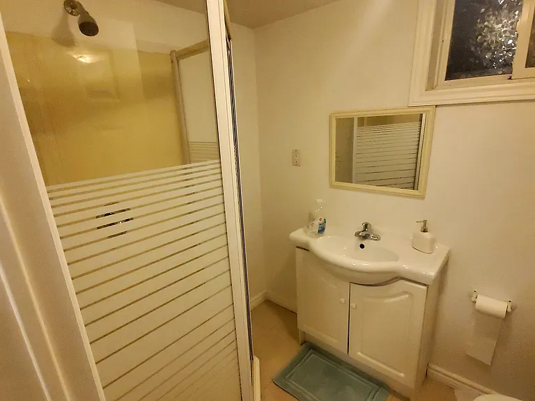 16 Cresthaven Dr — Photo 33