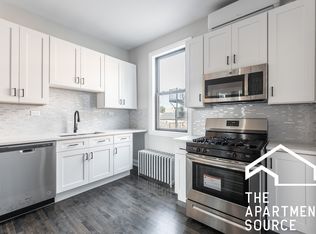 2658 W Huron St #2, Chicago, IL 60612