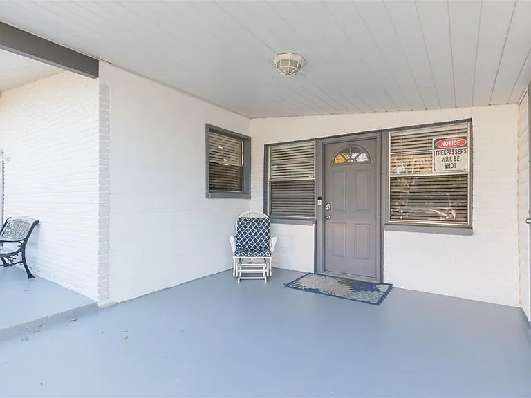 4206 W Wisconsin Ave — Photo 4