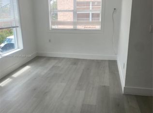 1552 SW 2nd St APT 12, Miami, FL 33135