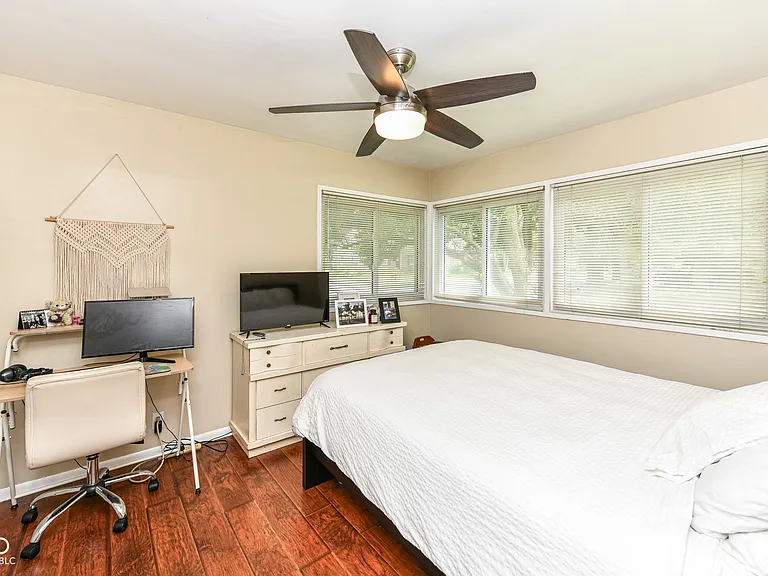 1220 Oak Ridge Dr — Photo 21