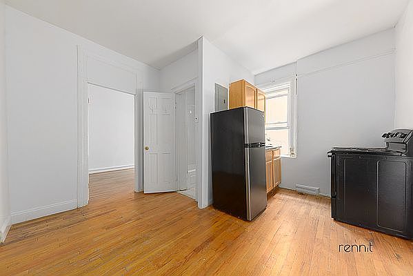 1st image of 370 Bedford Ave #1
