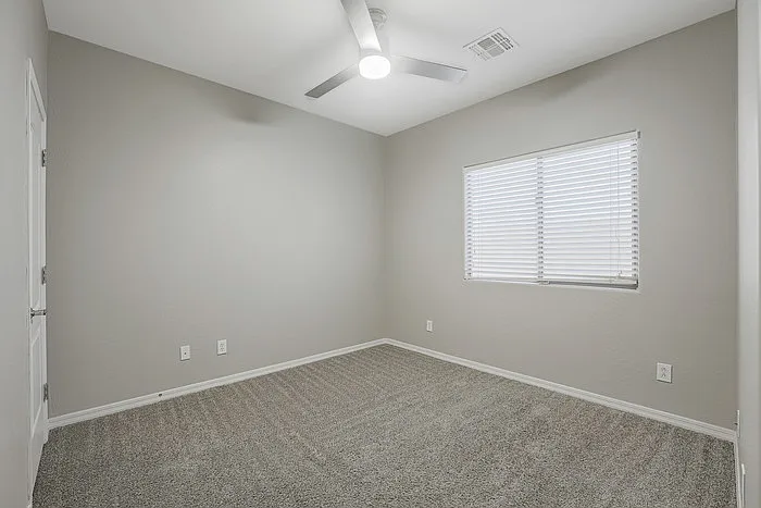 1622 W Big Oak St — Photo 16
