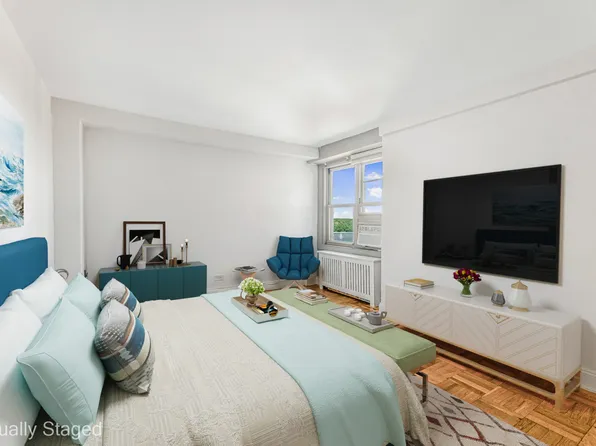 900 West 190th Street image 15 of 25