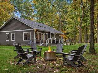 2917 White Oaks Rdg, Buchanan, MI 49107