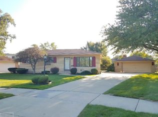 34383 Peppermil Ct, Sterling Heights, MI 48312