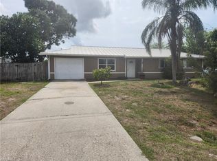 9140 San Carlos BLVD, FORT MYERS, FL 33967