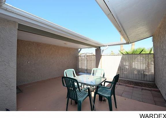 2nd image of 121 Acoma Blvd N