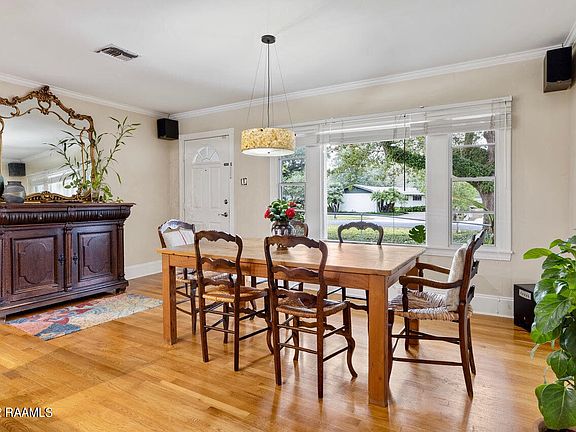 3rd image of 117 Amaryllis Dr