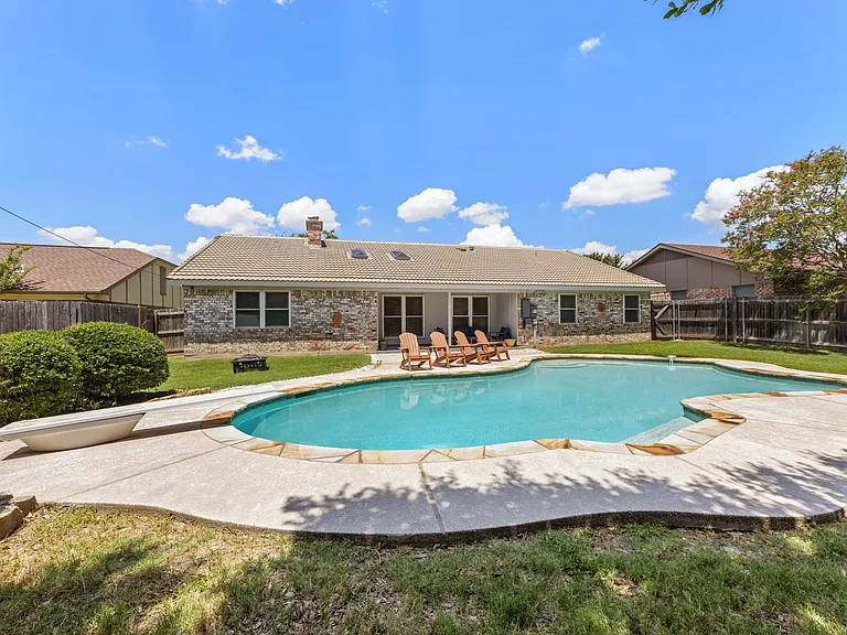 3312 Robinhood Ct — Photo 35