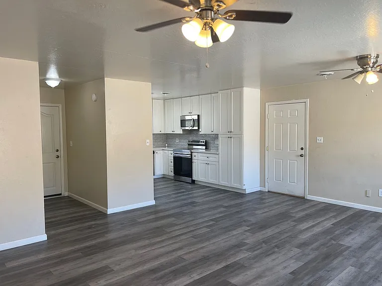 7846 Jenny Lind Rd #B — Photo 13