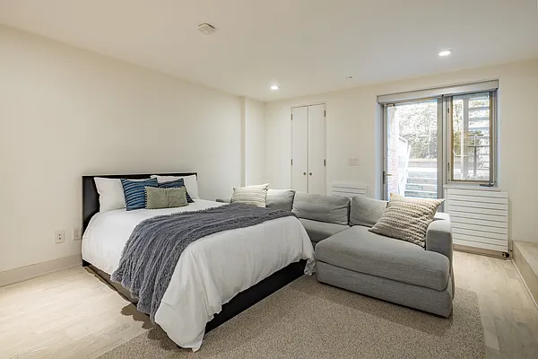 Rented by Rove Travel LLC | media 20