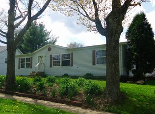 216 Thomas St, Cambridge Springs, PA 16403