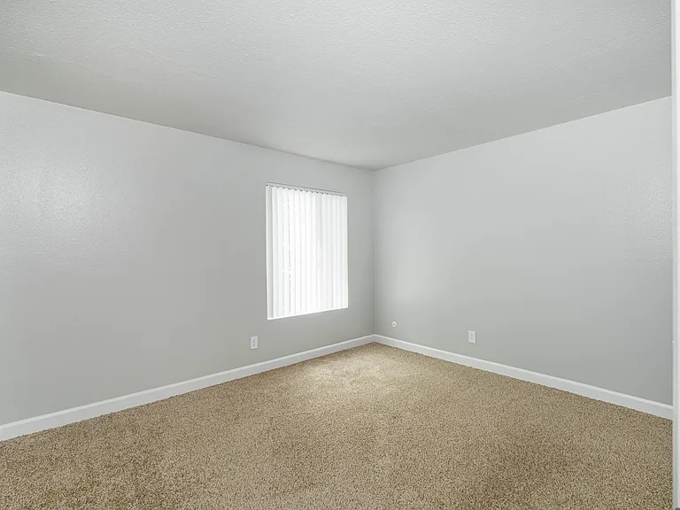 Crestview North Apartments — Photo 26