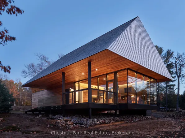 13 Bigwin Is Unit 8, Lake Of Bays, ON P0A 1H0