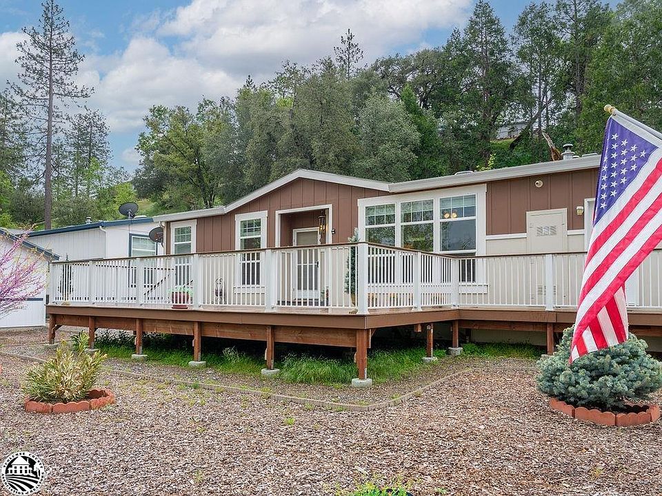 1st image of 12389 Deerpath Ct