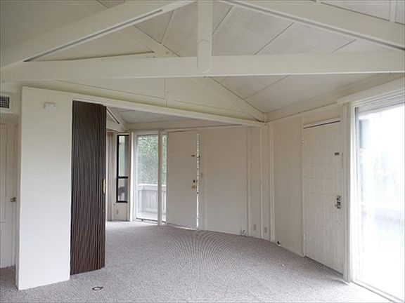 2nd image of 2908 Marion Way