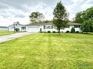 12905 Dohoney Rd, Defiance, OH 43512