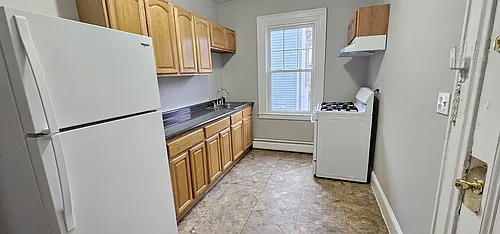 204 Sherman Ave #B3 Photo 1 204 Sherman Ave #B3 Photo 1