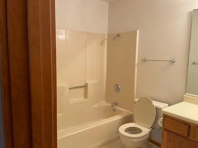 4115 S Franklin Ave — Photo 11