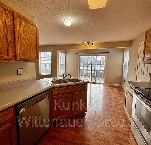 720 Cedar Mill Dr — Photo 14