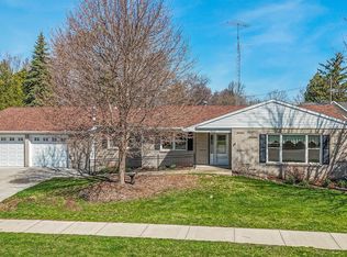410 W Main St, Winneconne, WI 54986