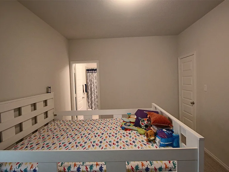 24727 Tanoureen Dr — Photo 35
