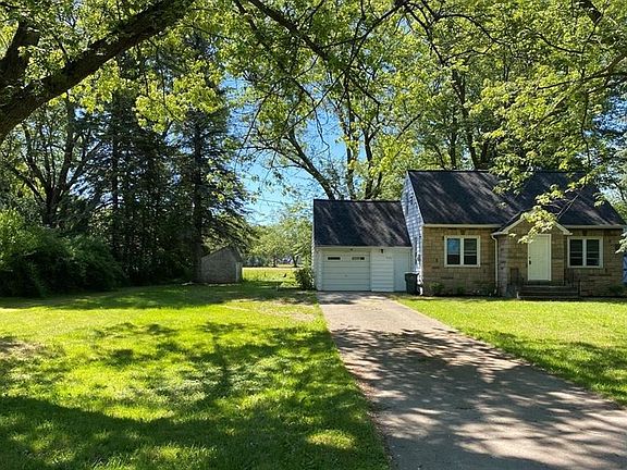 2nd image of 4000 Crescent Dr