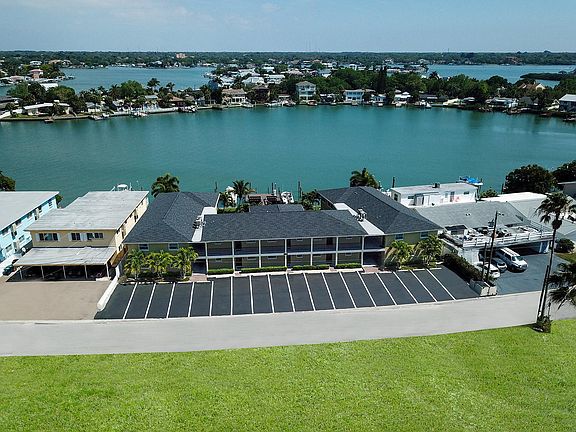 Bougainvillas On The Bay