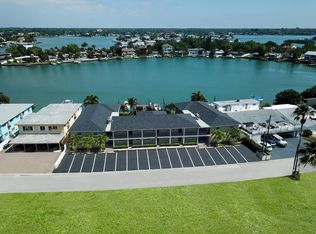 2207 Bay Blvd APT 106, Indian Rocks Beach, FL 33785