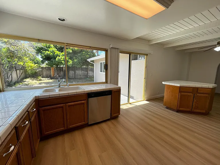 6313 Malory Dr — Photo 3