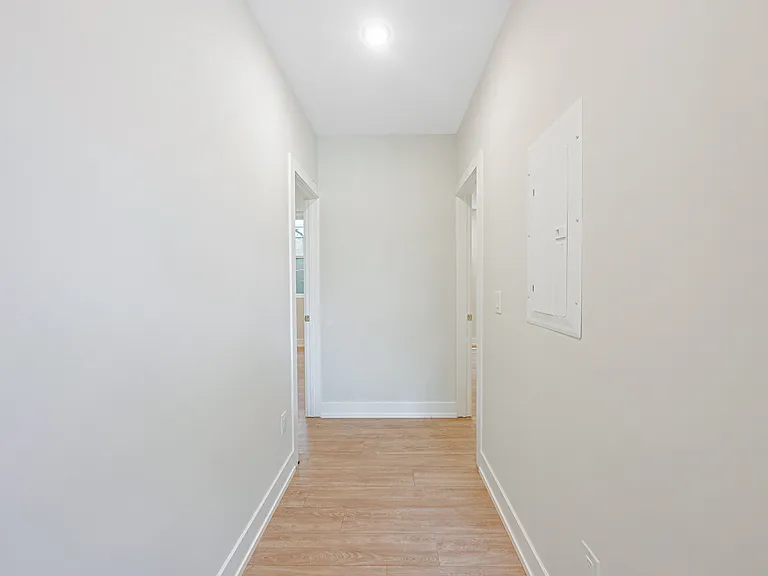 2156 N Darien St #A8 — Photo 12
