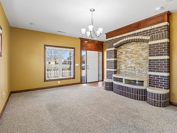 5th image of 2900 SE Glenstone Dr Unit 203