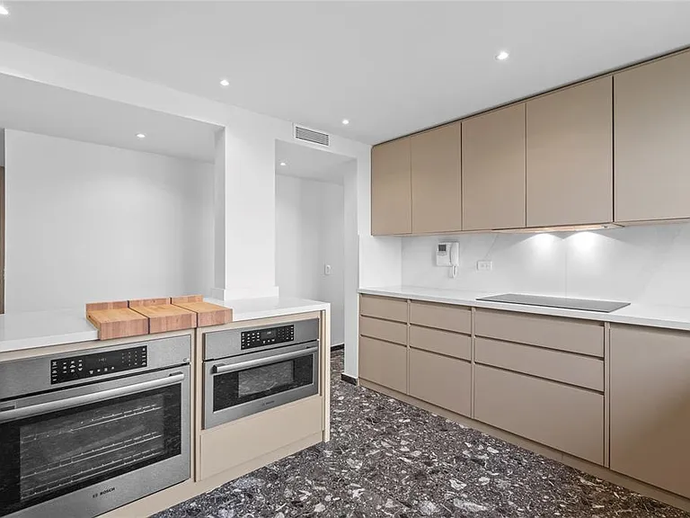 1233 Luchetti #1470 — Photo 9
