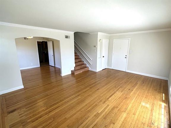 2nd image of 130 27th Ave #2