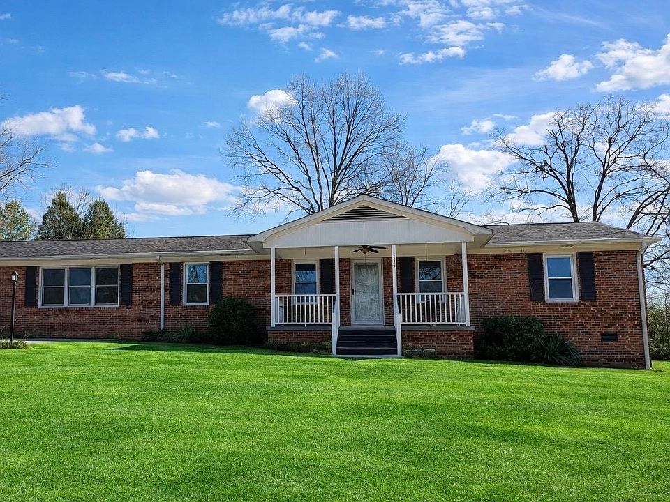1st image of 127 Crystal Dr
