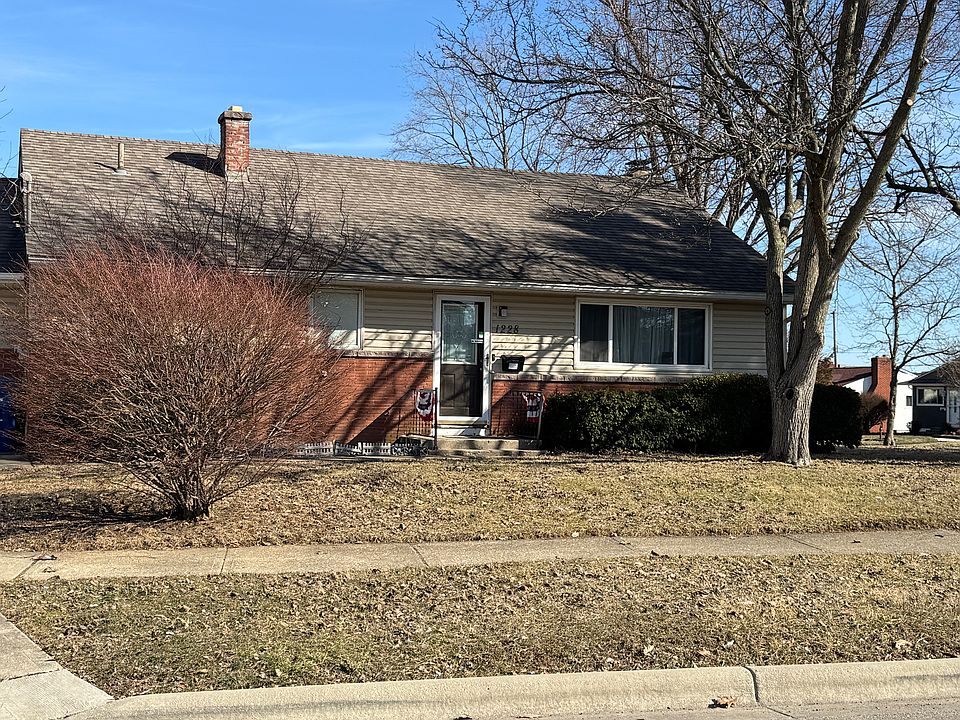 2nd image of 1228 Briarcliff Rd