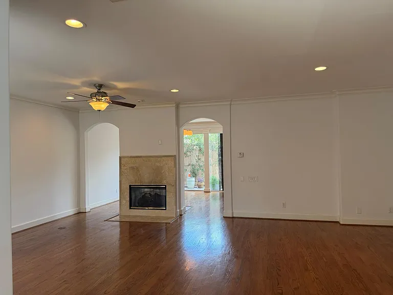 1315 Whispering Pines Dr — Photo 6