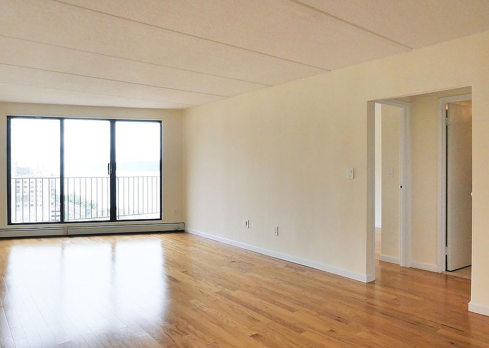1st image of 1155 Warburton Ave APT 11J