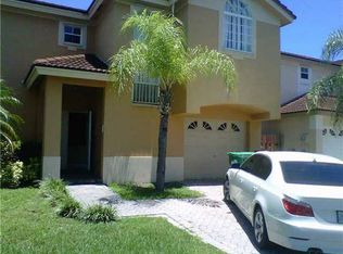 9105 SW 215th Ter, Cutler Bay, FL 33189
