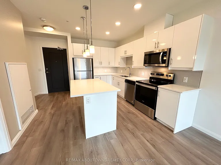 144 Watson Rd N #307 — Photo 3