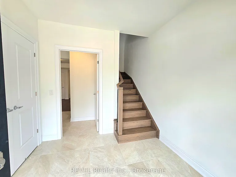 15 Lake St #2 — Photo 19