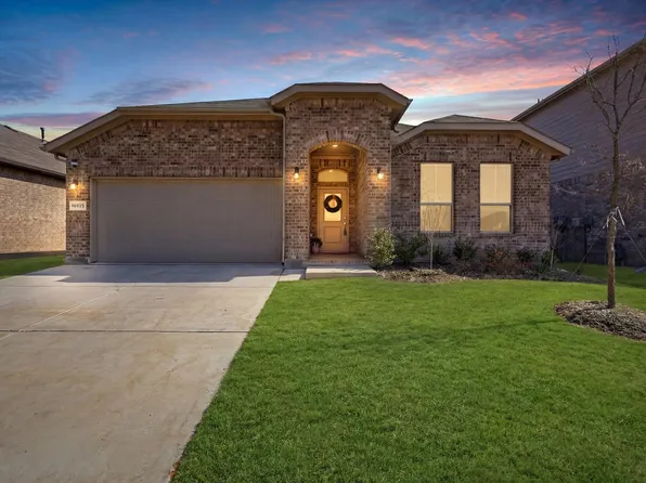 16032 Farringdon St, Justin, TX 76247