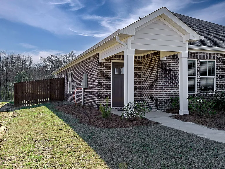 53 Ann James Dr — Photo 2
