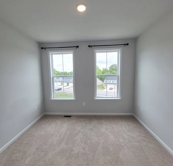 648 Brookwood Glen Ter #B — Photo 43
