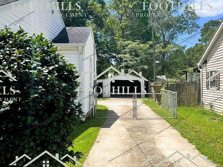 108 Beulah Dr — Photo 8