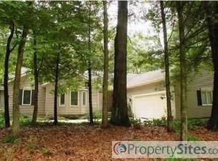 7582 Buccaneer Dr SE, Grand Rapids, MI 49546