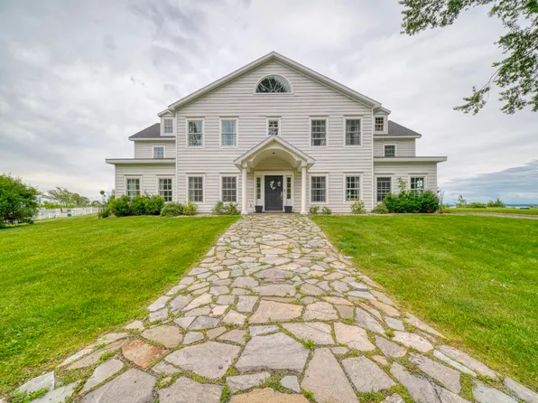 1068 Cumberland Head Rd, Plattsburgh, NY 12901