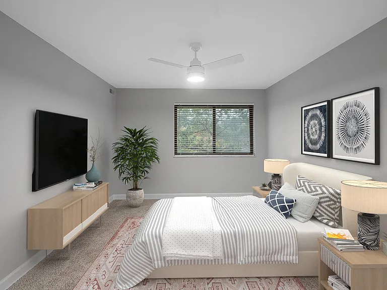 Indian Creek Apartments and Townhomes — Photo 131